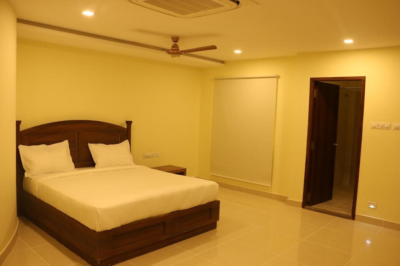 Cinemascope An Apart Hotel Chennai Bagian luar foto
