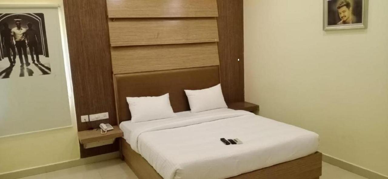 Cinemascope An Apart Hotel Chennai Bagian luar foto