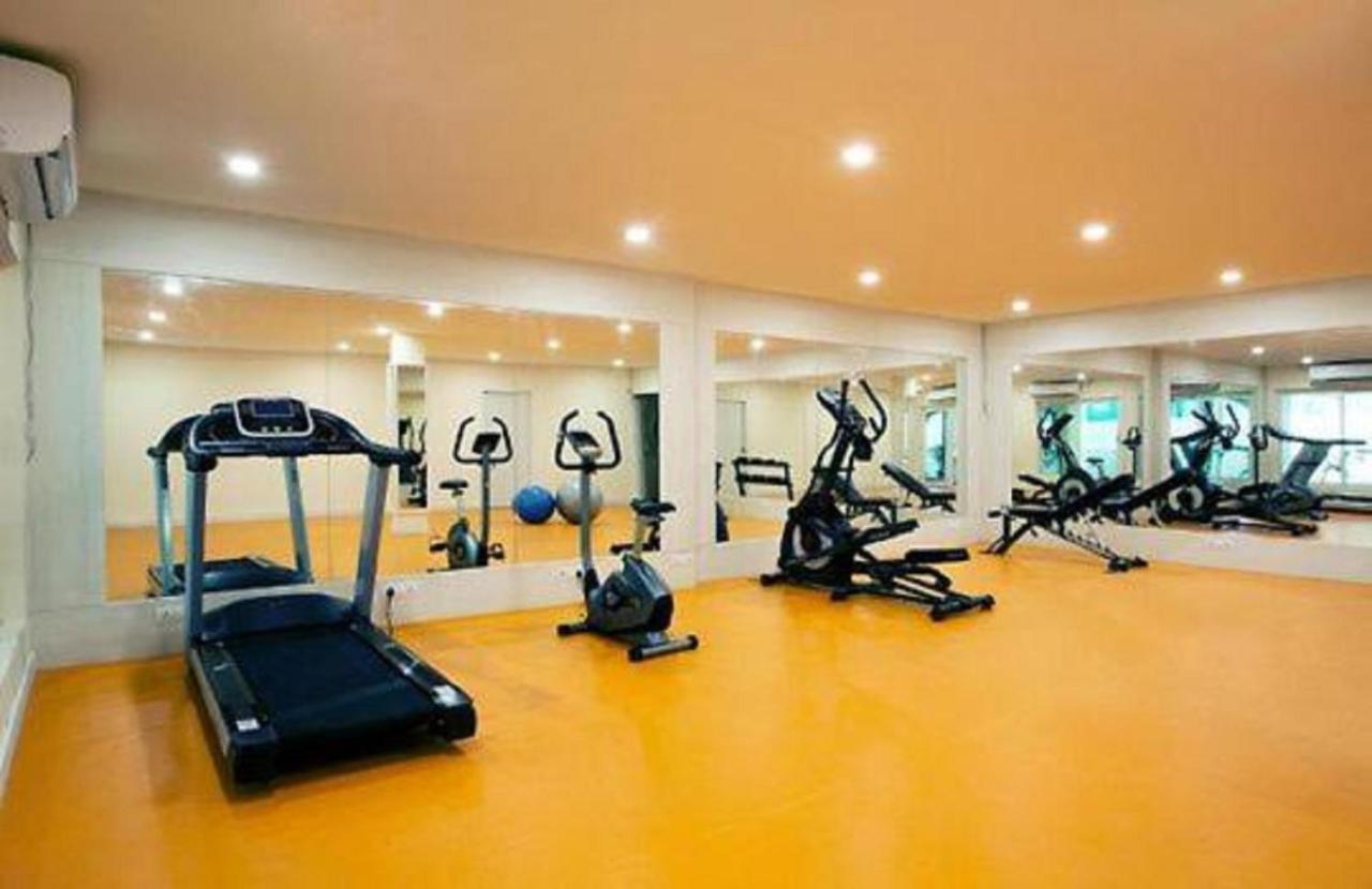 Cinemascope An Apart Hotel Chennai Bagian luar foto