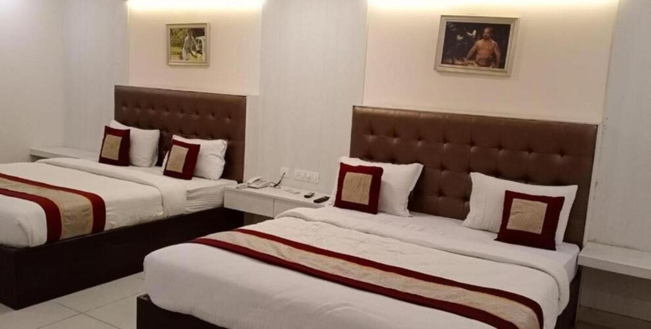 Cinemascope An Apart Hotel Chennai Bagian luar foto
