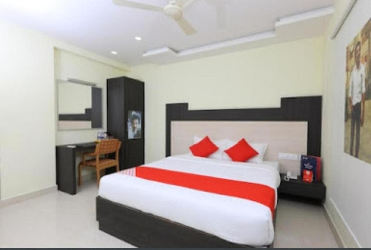 Cinemascope An Apart Hotel Chennai Bagian luar foto