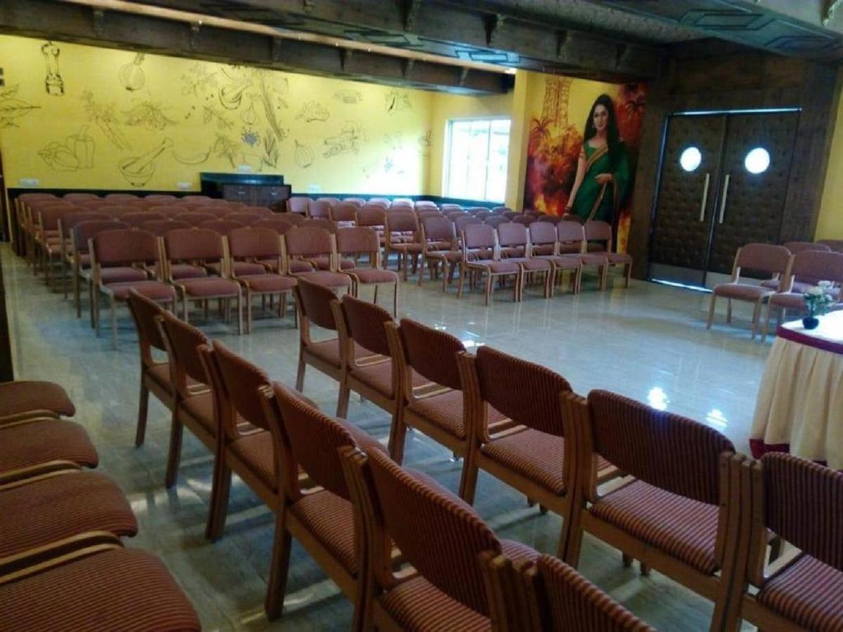 Cinemascope An Apart Hotel Chennai Bagian luar foto